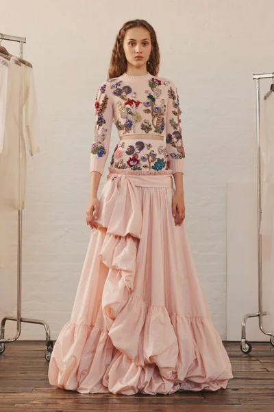 Look 32